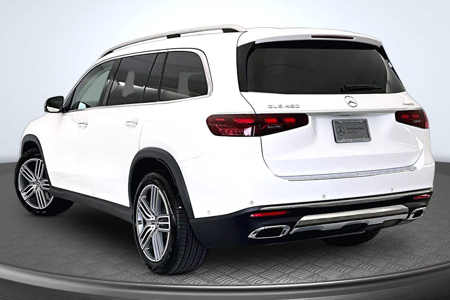 Thumbnail: 2026 Mercedes-Benz GLS - 4