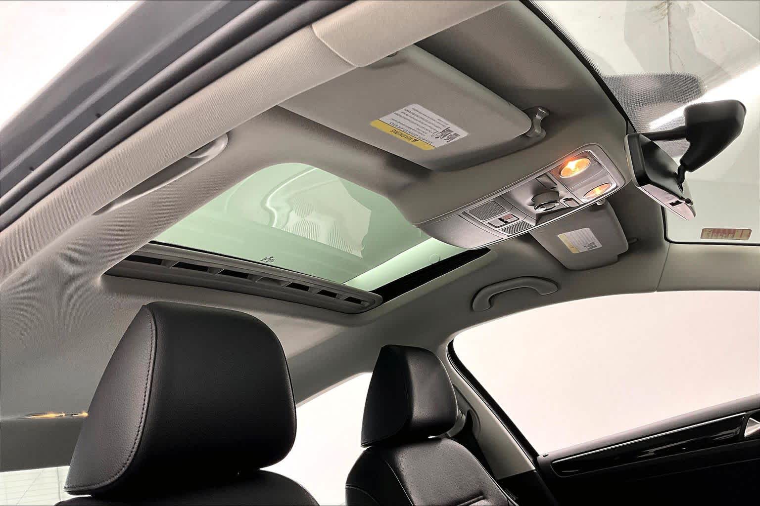 Thumbnail: 2016 Volkswagen Jetta - 22