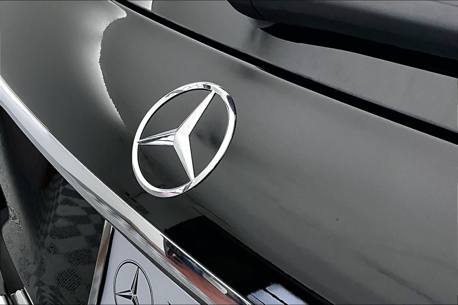 Thumbnail: 2026 Mercedes-Benz GLE - 22