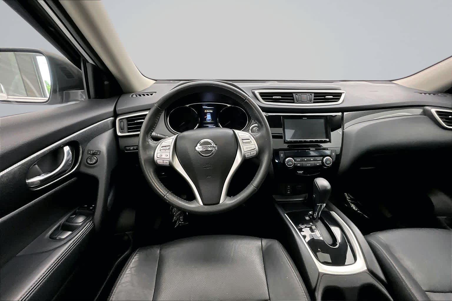Thumbnail: 2015 Nissan Rogue - 15