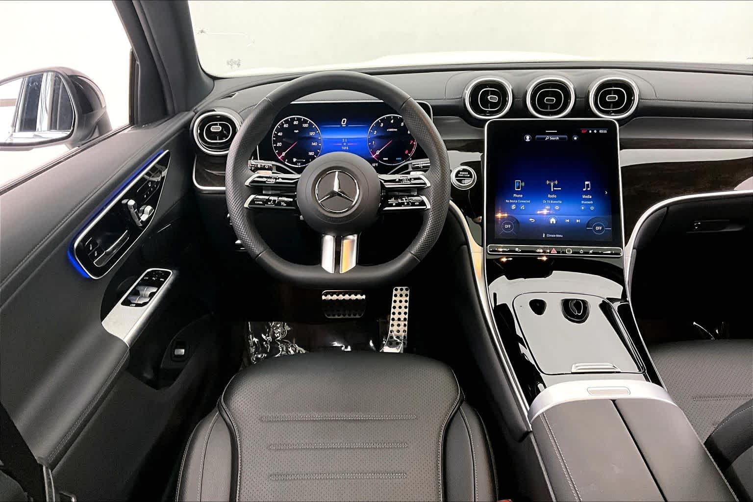 Thumbnail: 2024 Mercedes-Benz GLC - 15