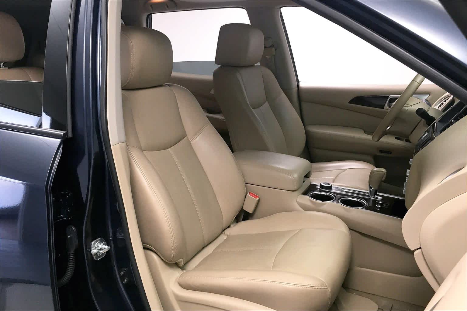 Thumbnail: 2014 Nissan Pathfinder - 6