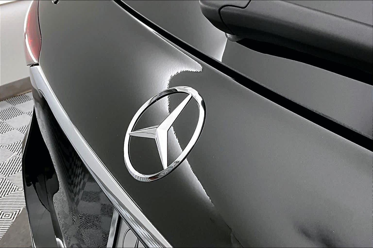 Thumbnail: 2026 Mercedes-Benz GLE - 22