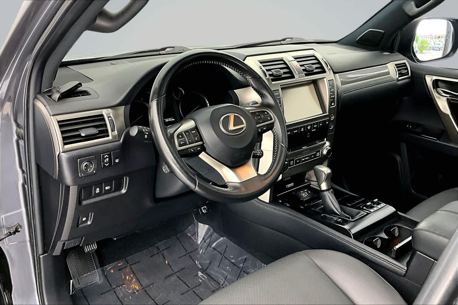Thumbnail: 2021 Lexus GX - 2