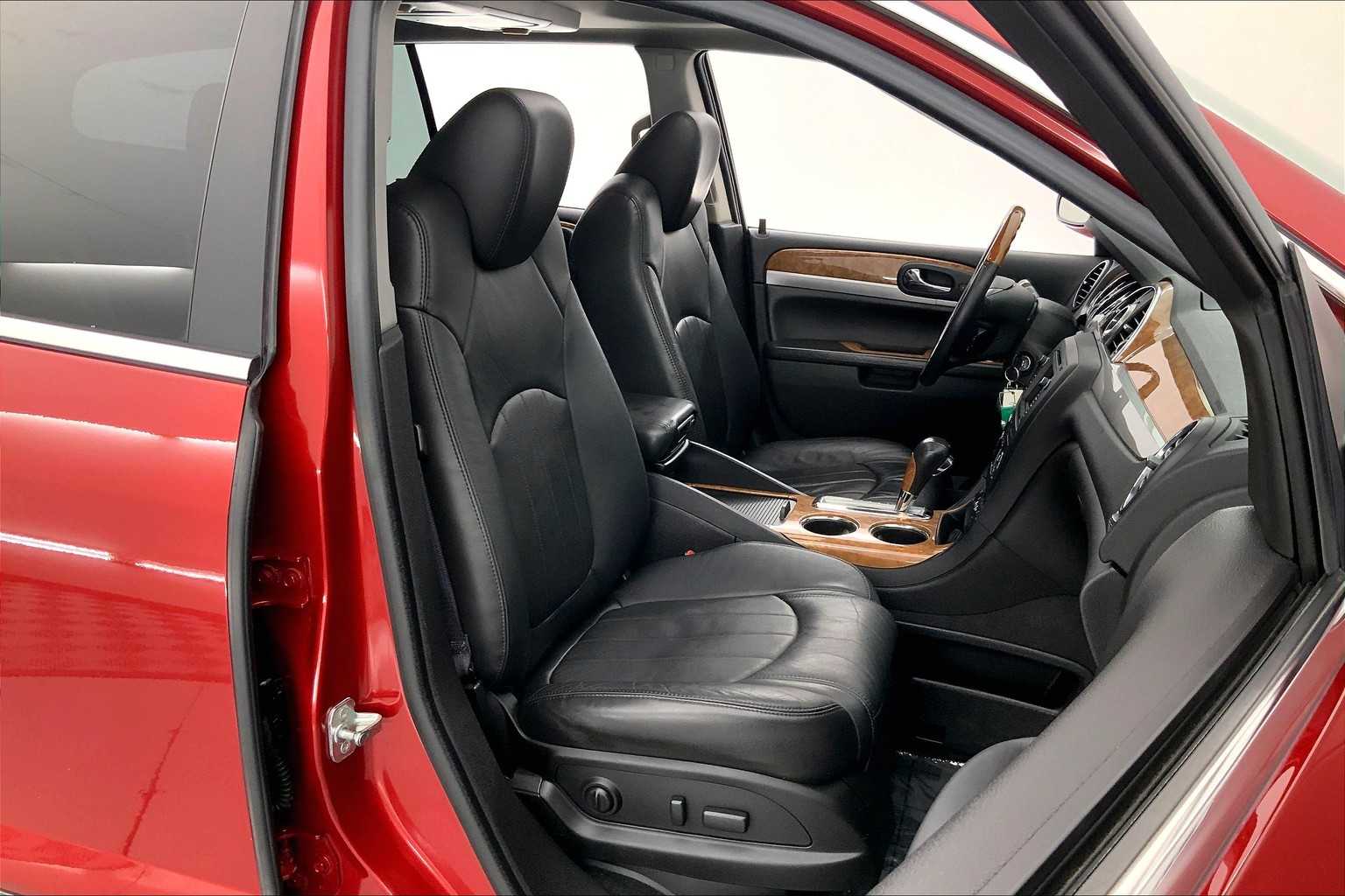 Thumbnail: 2012 Buick Enclave - 14