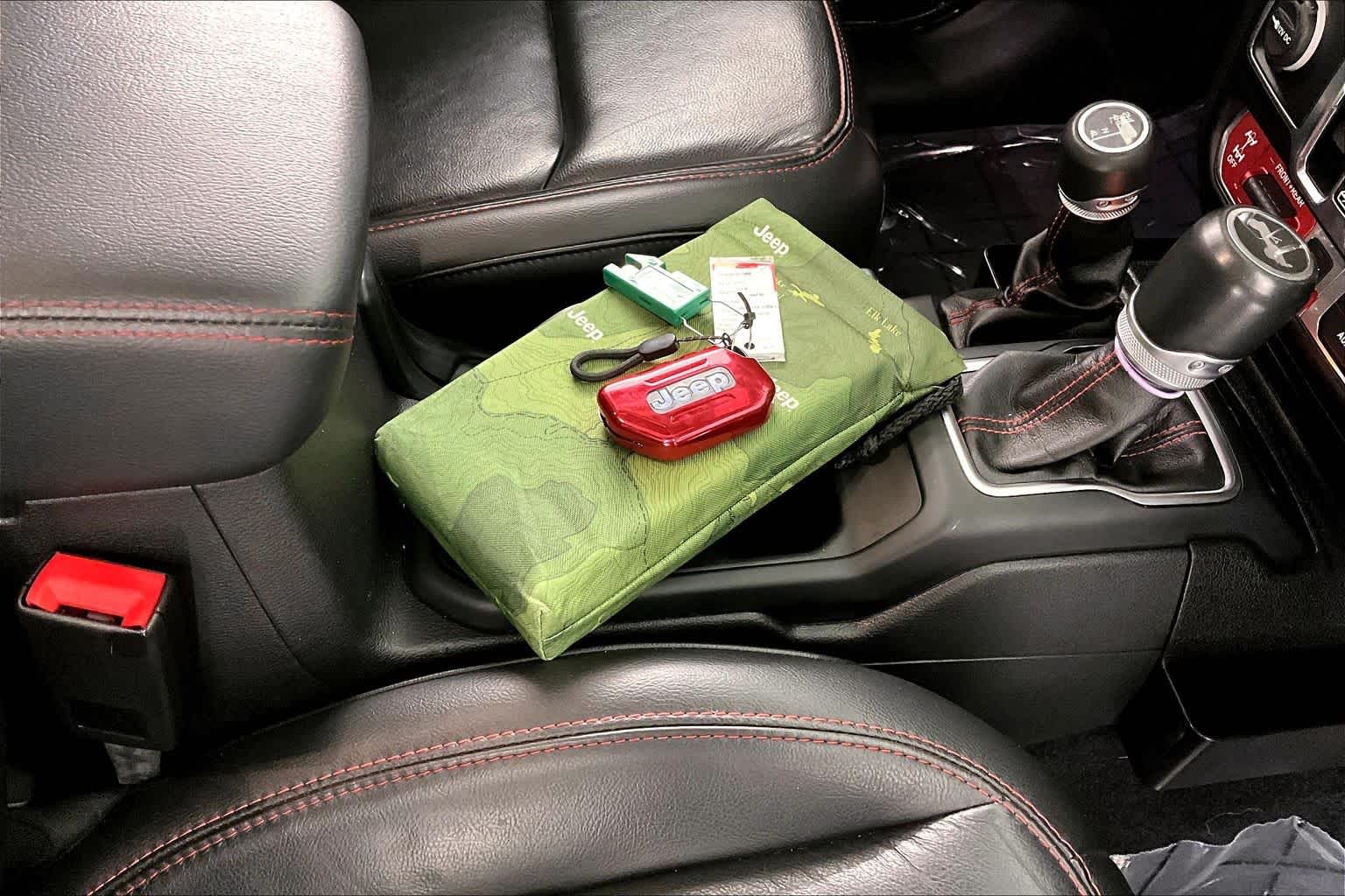 Thumbnail: 2020 Jeep Wrangler - 19