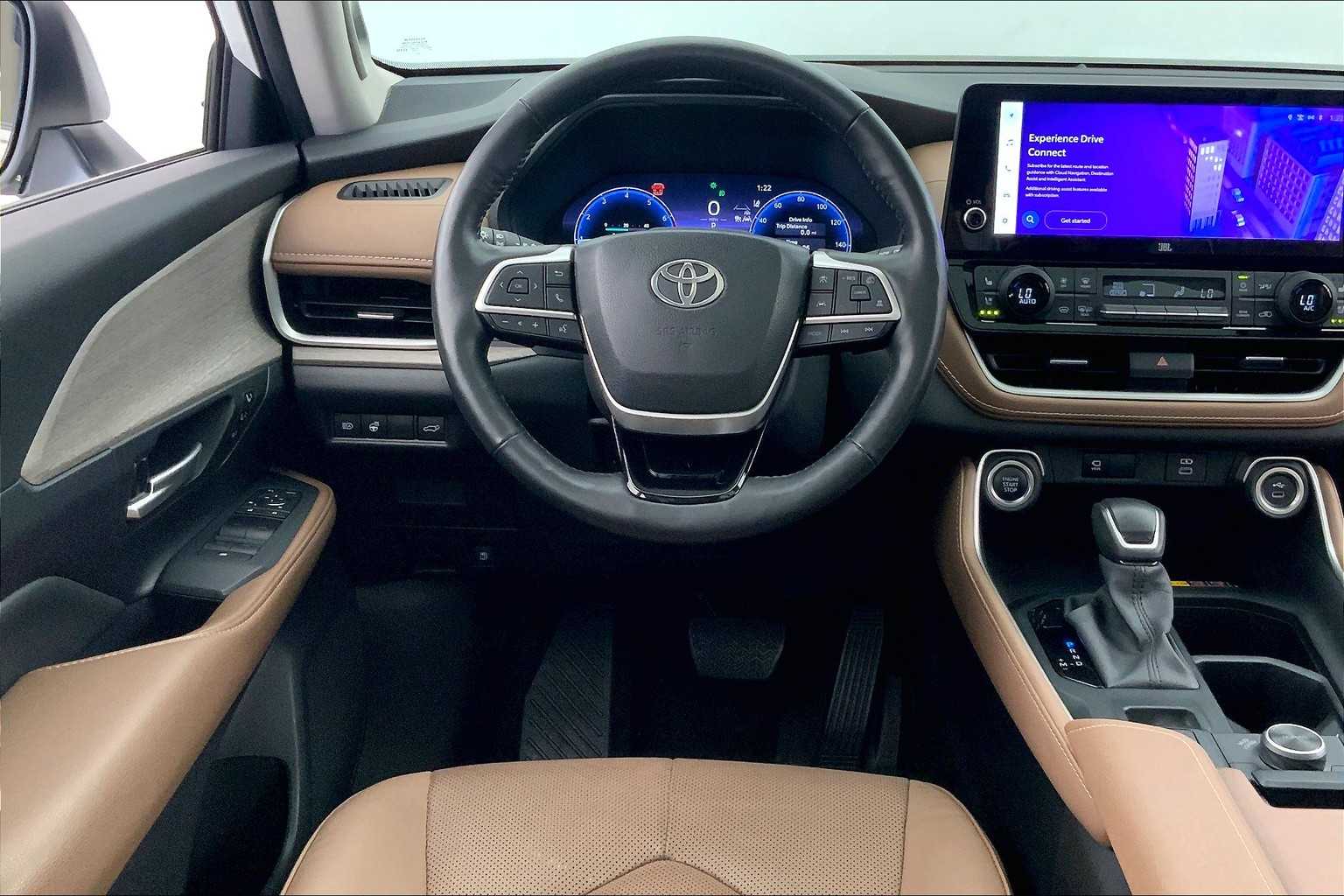 Thumbnail: 2024 Toyota Grand Highlander - 15