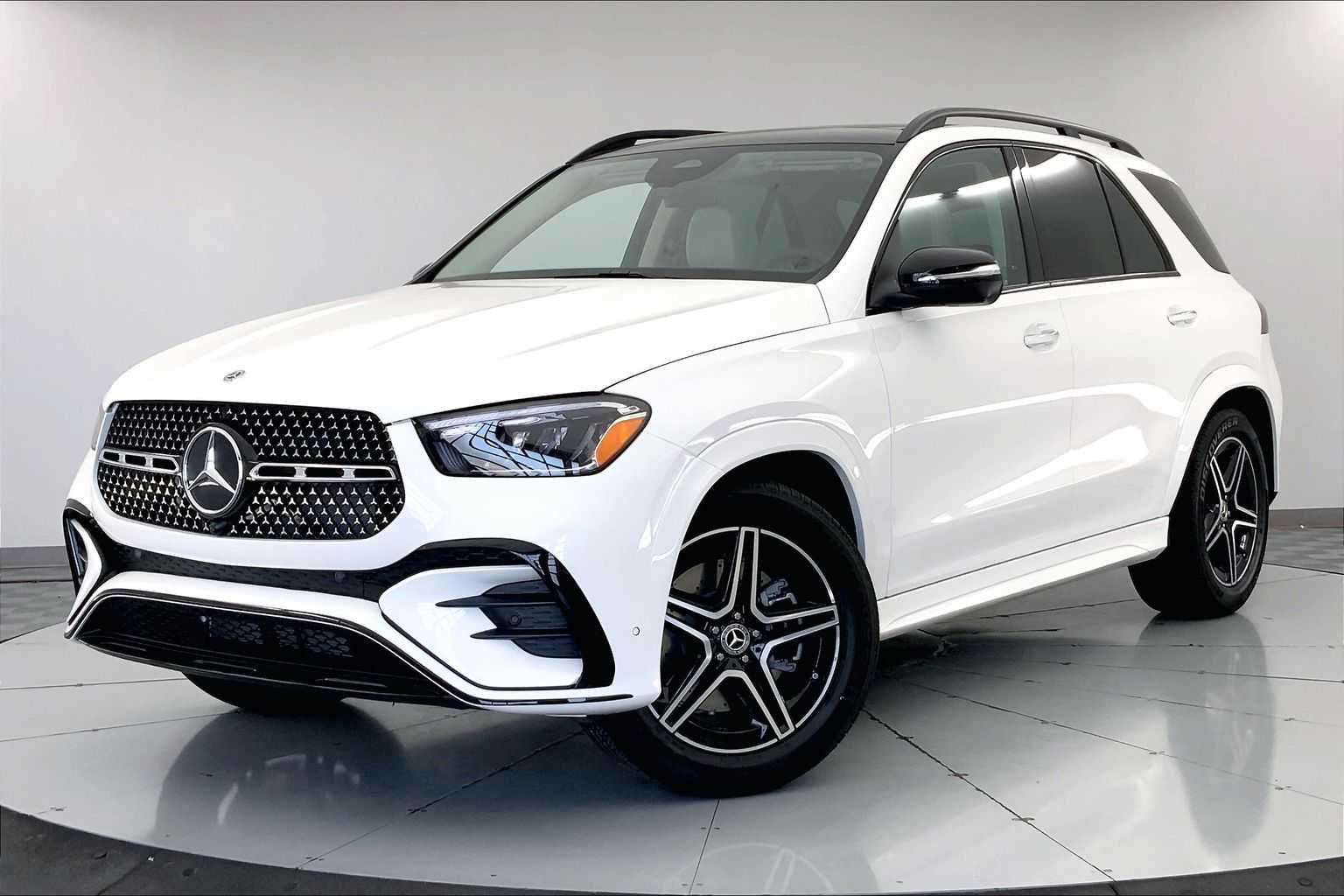 Thumbnail: 2026 Mercedes-Benz GLE - 1