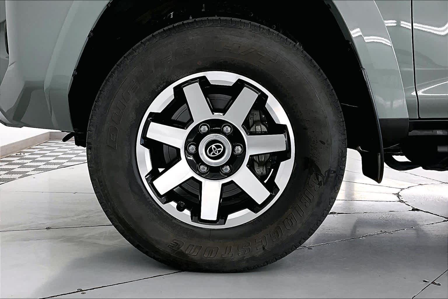 Thumbnail: 2022 Toyota 4Runner - 8