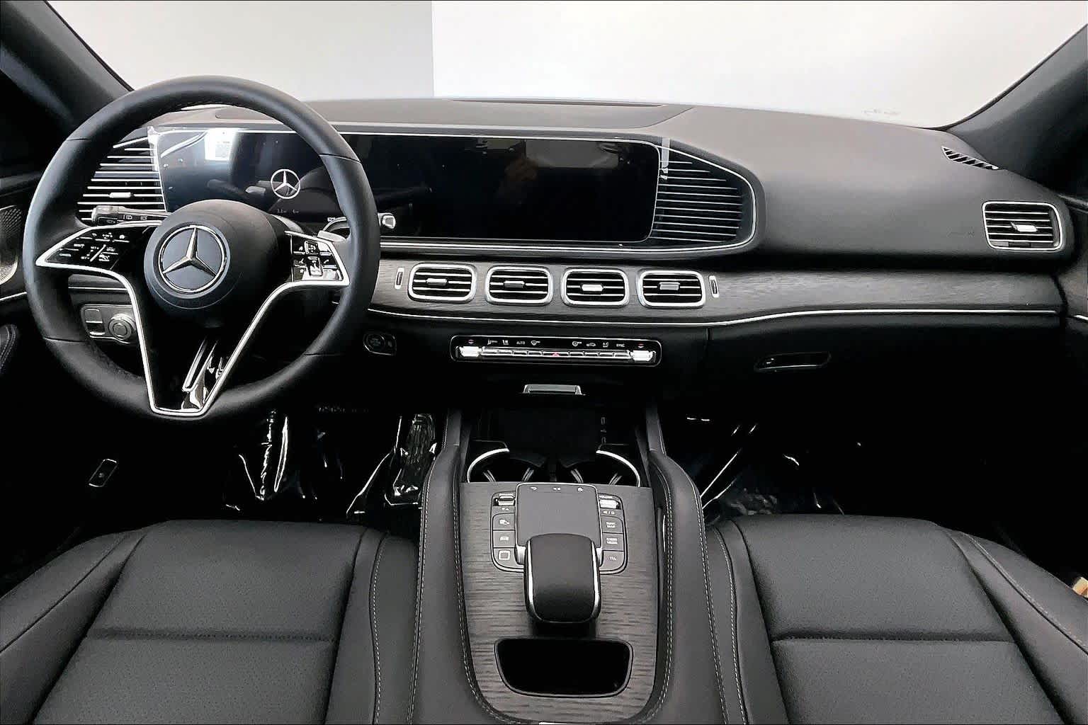 Thumbnail: 2026 Mercedes-Benz GLE - 10