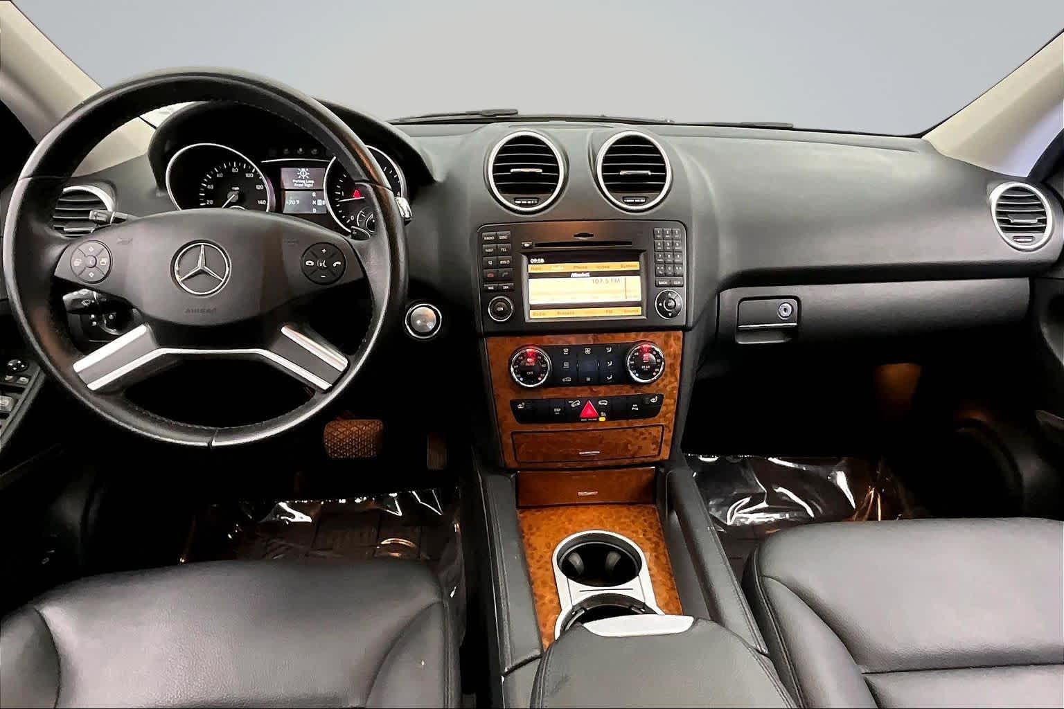 Thumbnail: 2009 Mercedes-Benz M-Class - 10