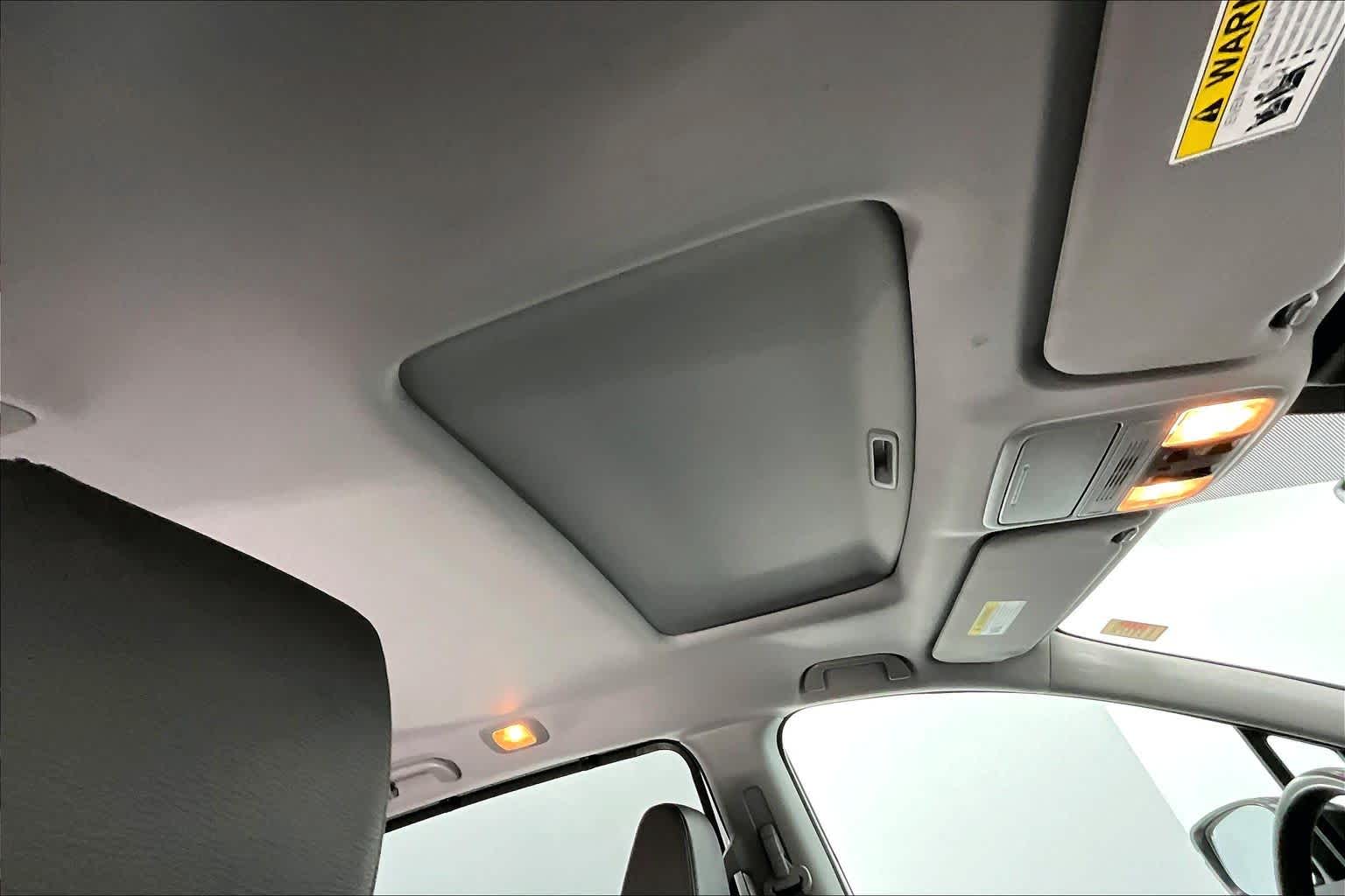 Thumbnail: 2019 Honda Odyssey - 22