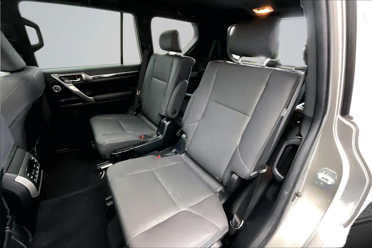 Thumbnail: 2023 Lexus GX - 13