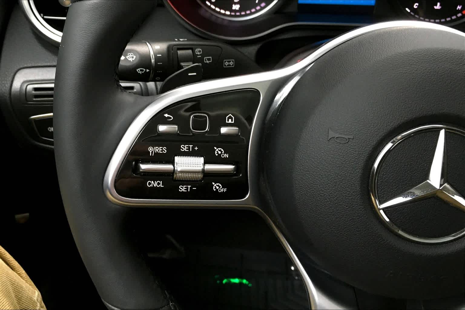Thumbnail: 2020 Mercedes-Benz GLC - 15