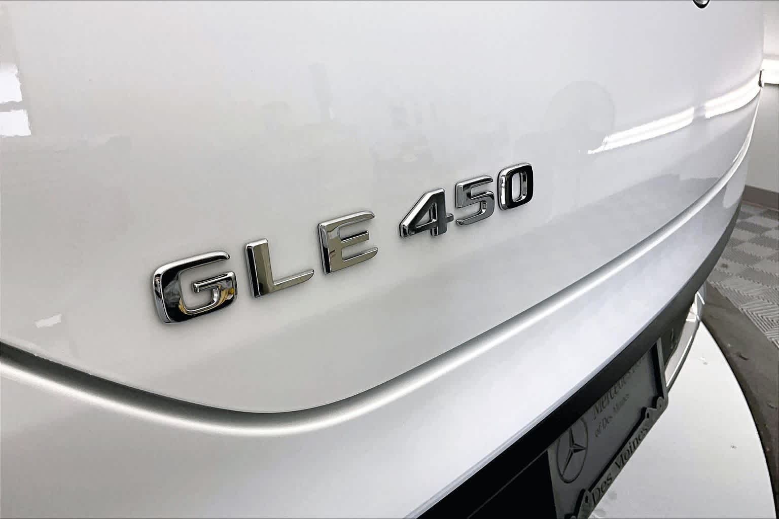 Thumbnail: 2026 Mercedes-Benz GLE - 7