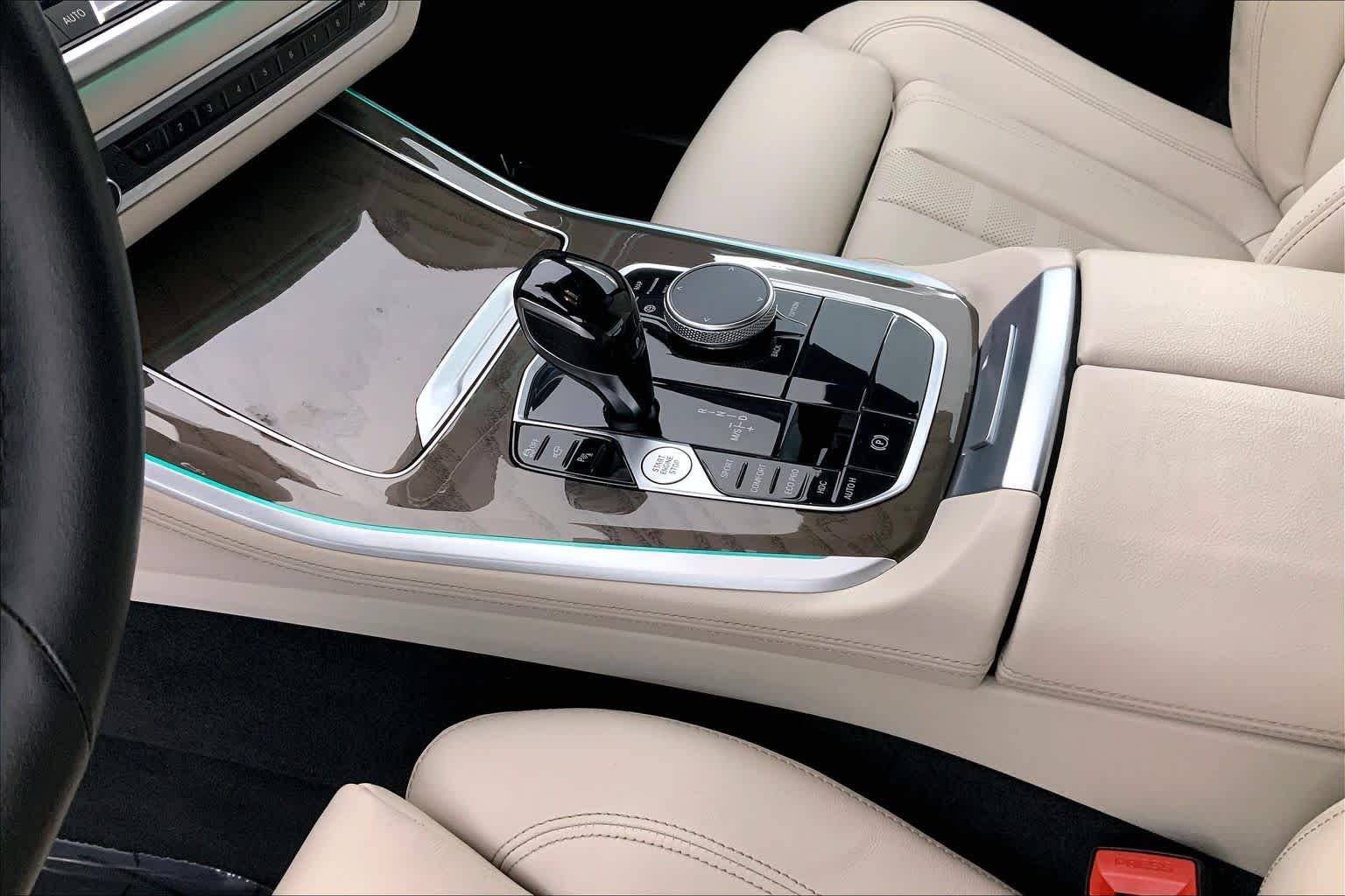Thumbnail: 2022 BMW X5 - 17