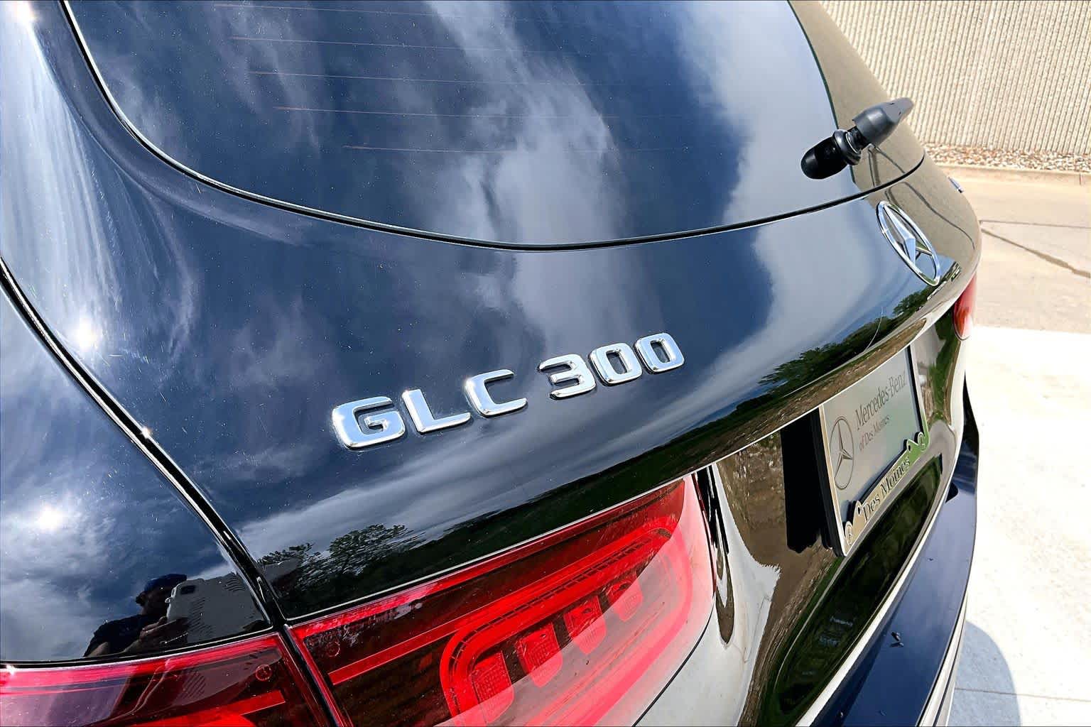 Thumbnail: 2022 Mercedes-Benz GLC - 7