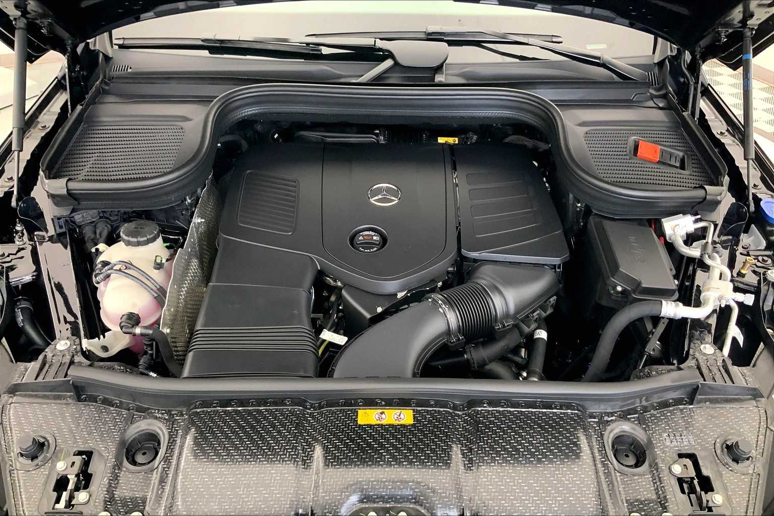 Thumbnail: 2026 Mercedes-Benz GLE - 9