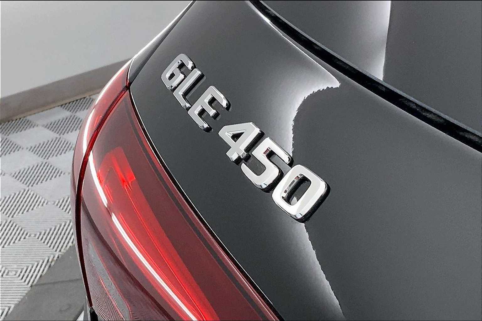 Thumbnail: 2026 Mercedes-Benz GLE - 7