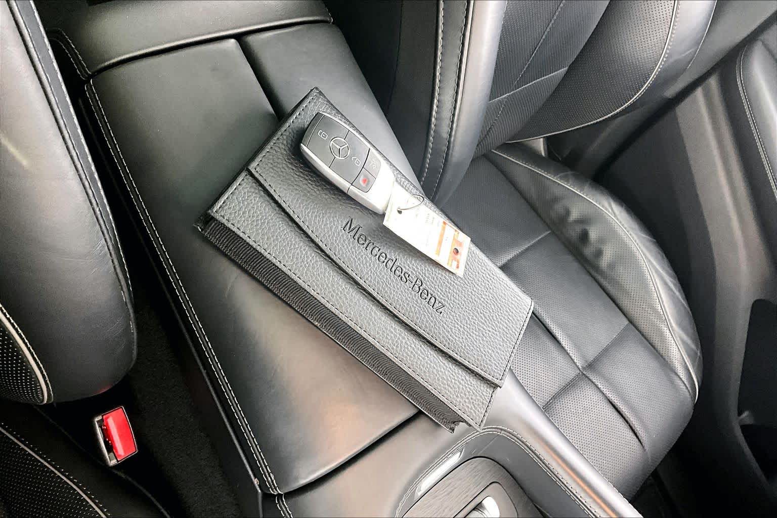 Thumbnail: 2022 Mercedes-Benz GLS - 20