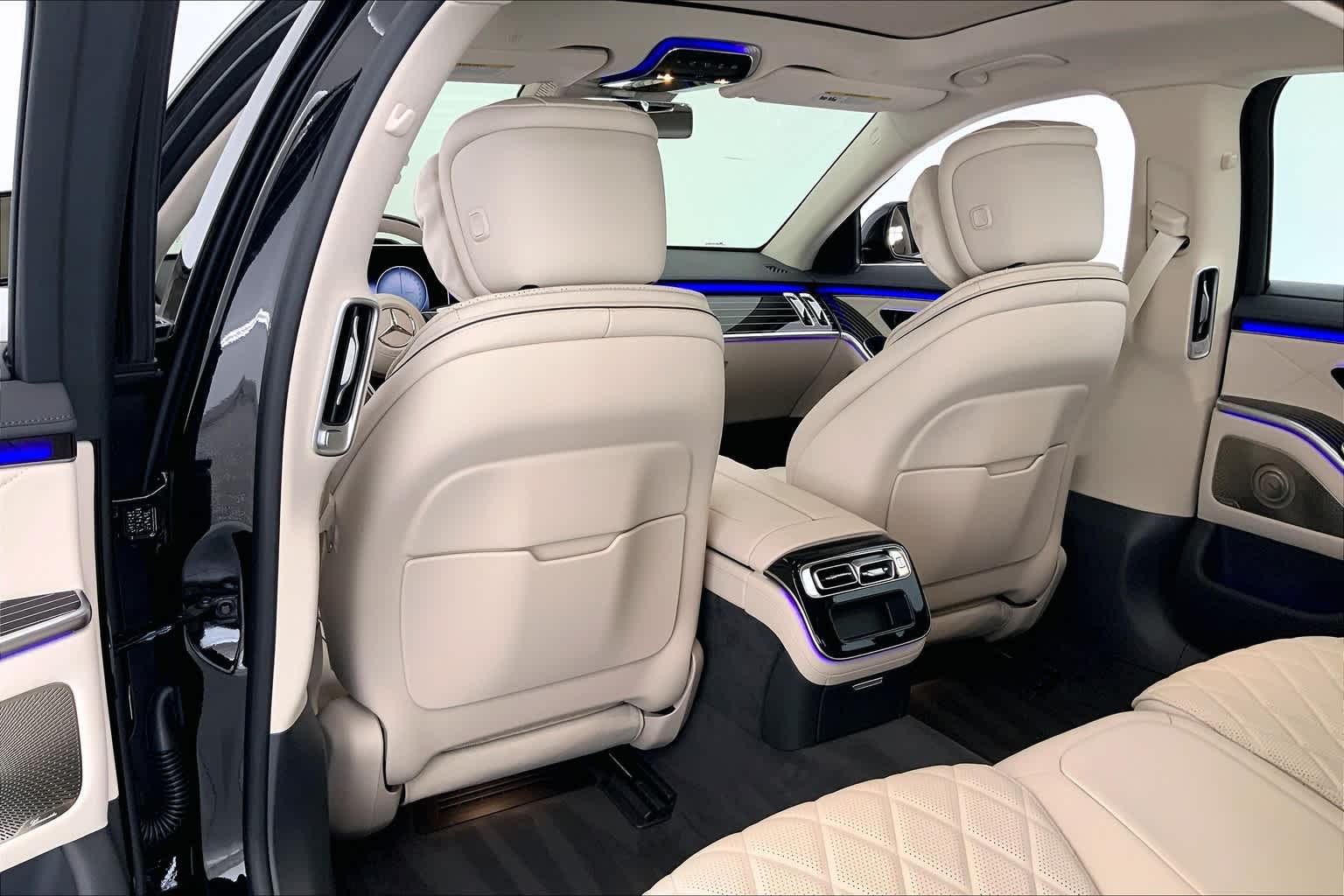 Thumbnail: 2025 Mercedes-Benz B-Class - 12