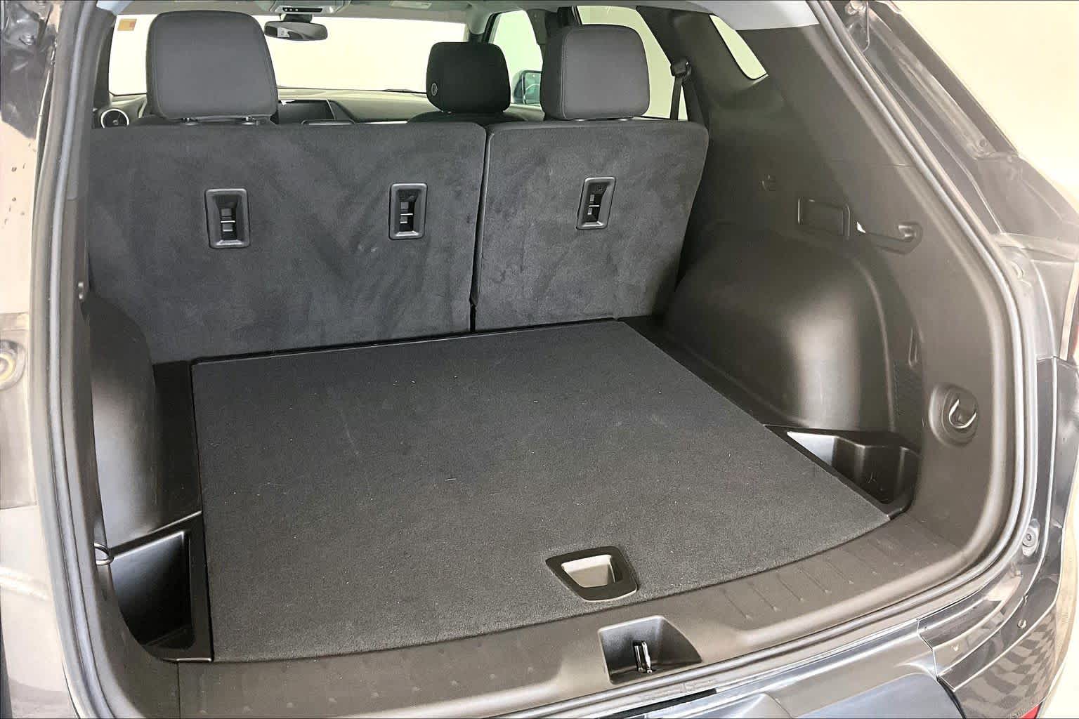 Thumbnail: 2022 Chevrolet Blazer - 19