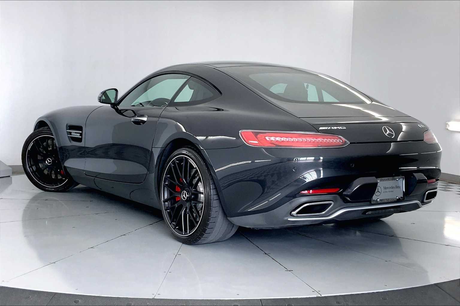 Thumbnail: 2016 Mercedes-Benz AMG GT - 4