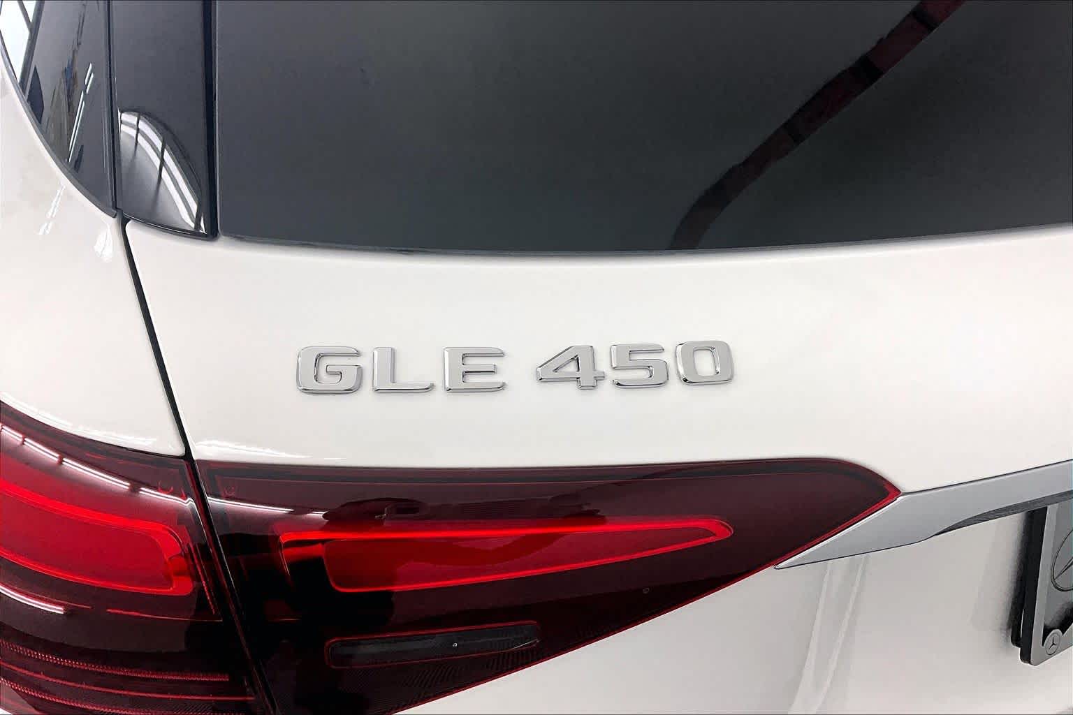 Thumbnail: 2026 Mercedes-Benz GLE - 22