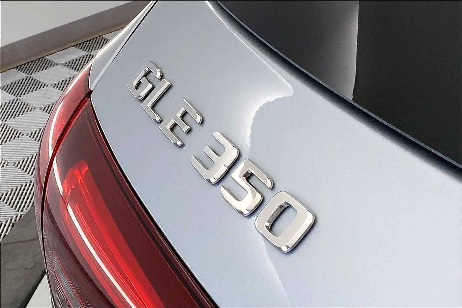 Thumbnail: 2025 Mercedes-Benz GLE - 22