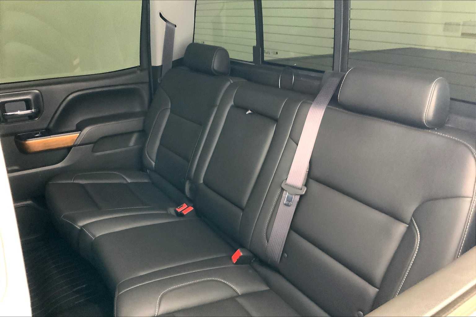 Thumbnail: 2017 Chevrolet Silverado 1500 - 13