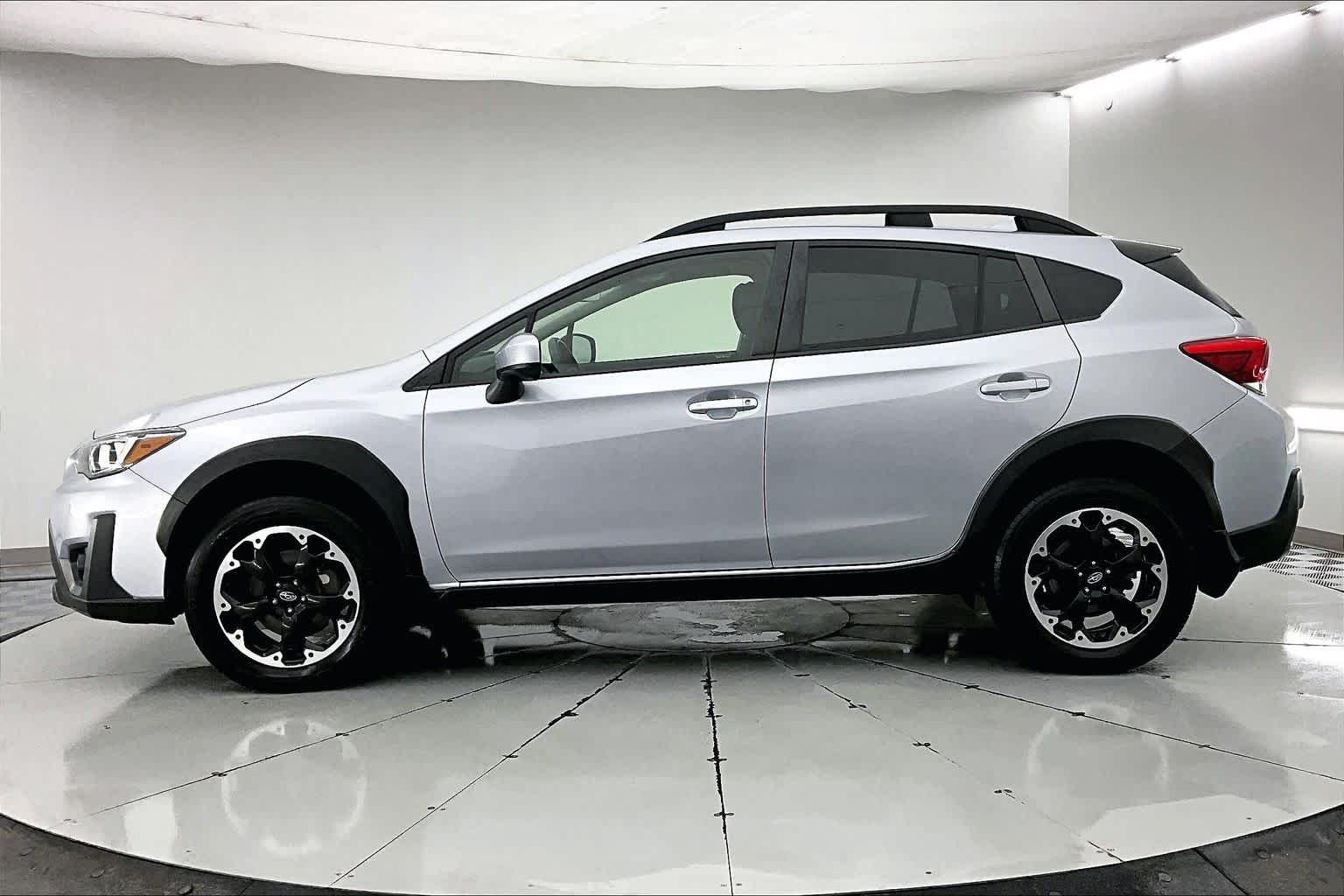 Thumbnail: 2021 Subaru Crosstrek - 3