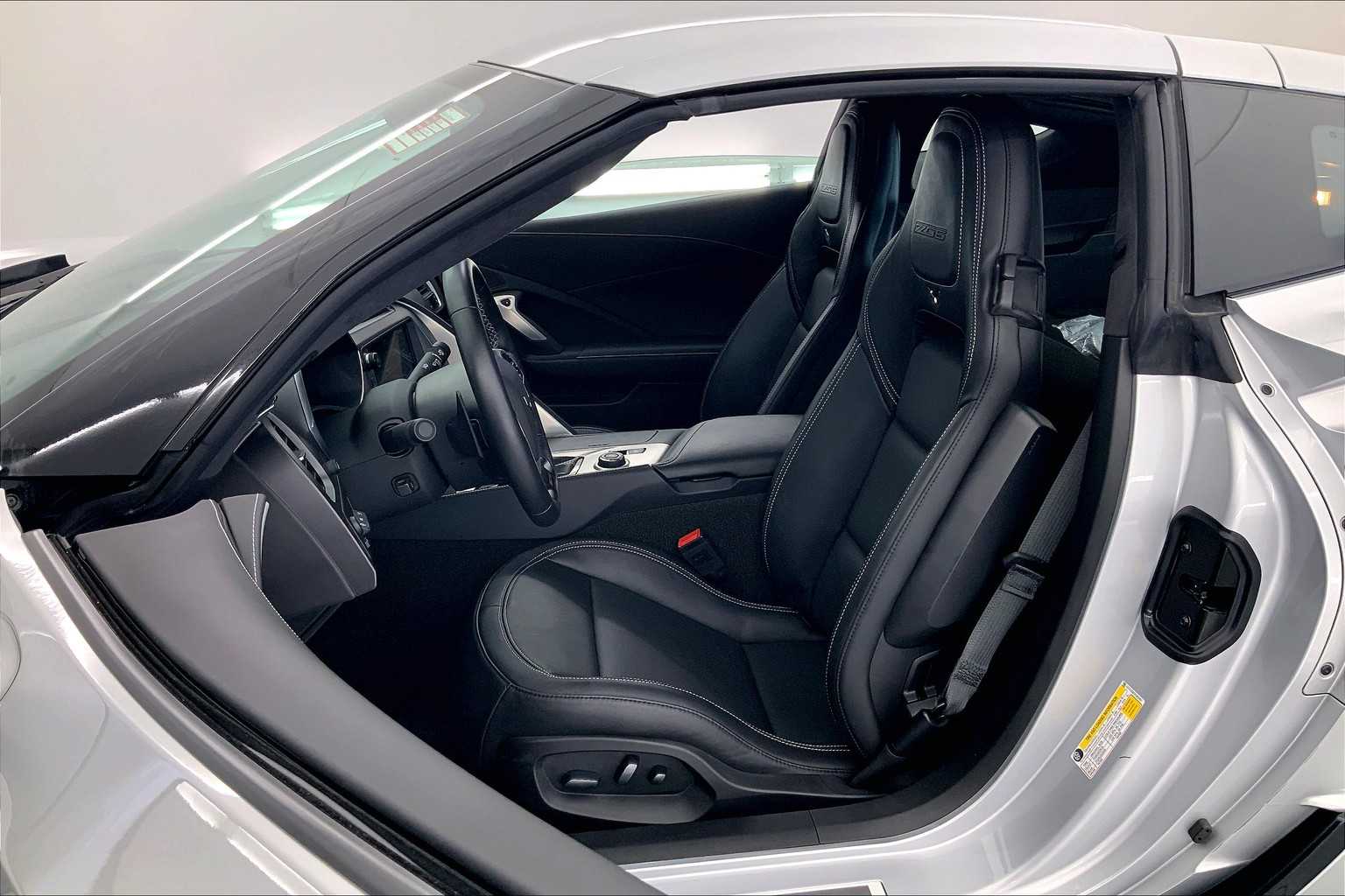 Thumbnail: 2019 Chevrolet Corvette - 11