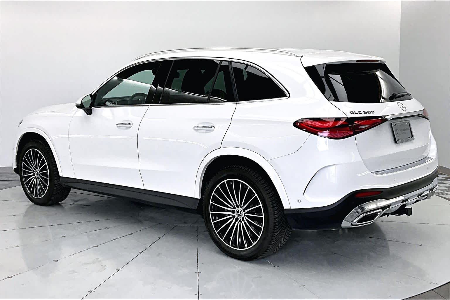 Thumbnail: 2025 Mercedes-Benz GLC - 4