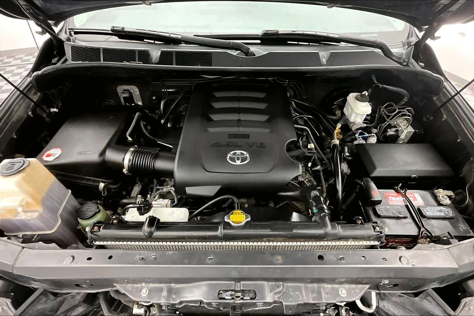 Thumbnail: 2011 Toyota Tundra - 9