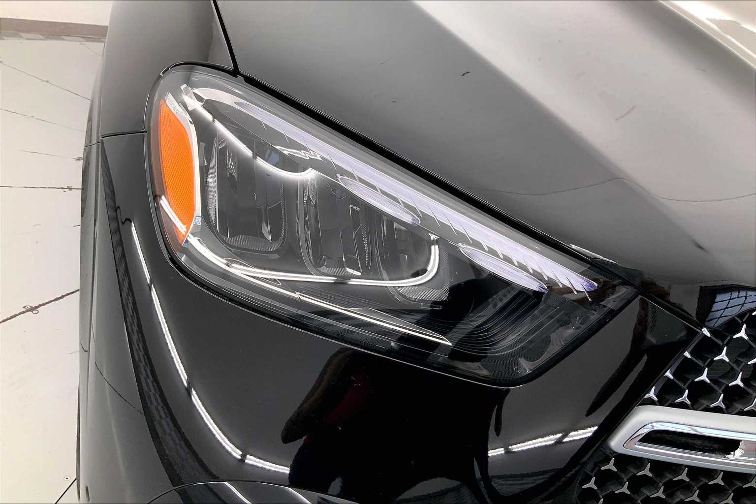 Thumbnail: 2026 Mercedes-Benz GLE - 21