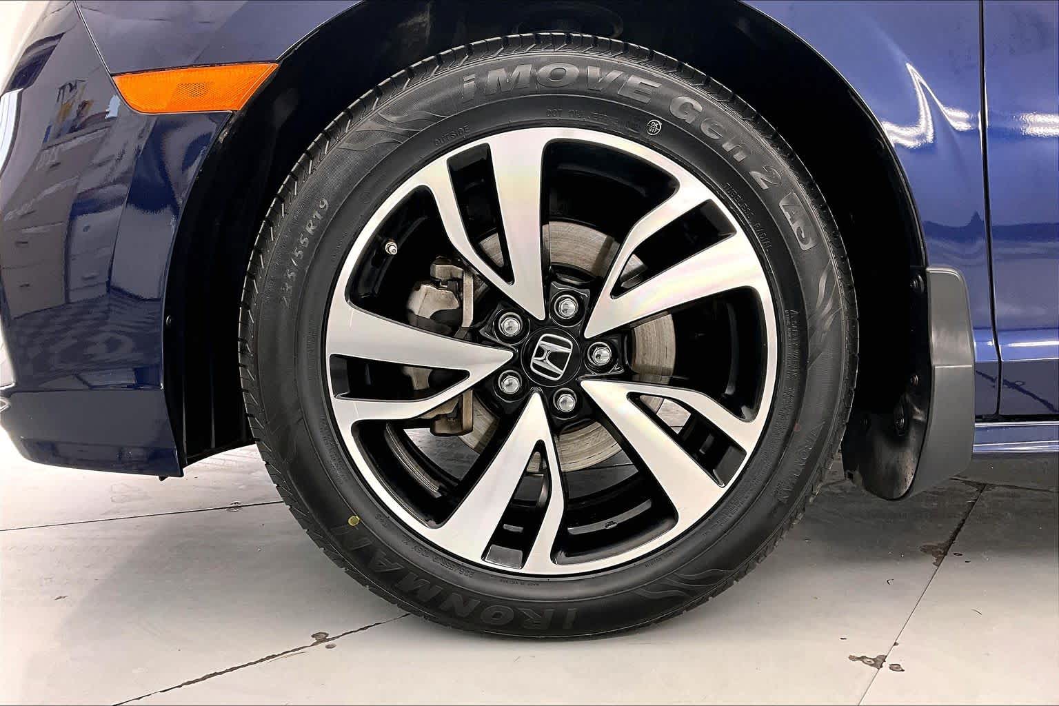 Thumbnail: 2019 Honda Odyssey - 7