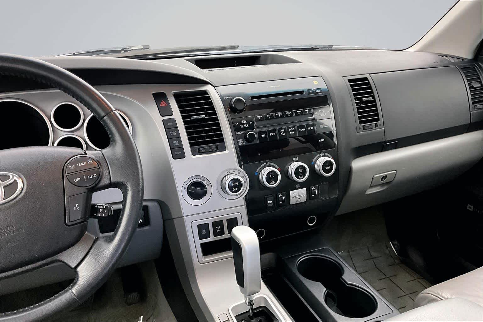 Thumbnail: 2008 Toyota Sequoia - 15
