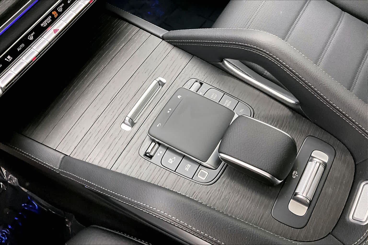 Thumbnail: 2026 Mercedes-Benz GLS - 17