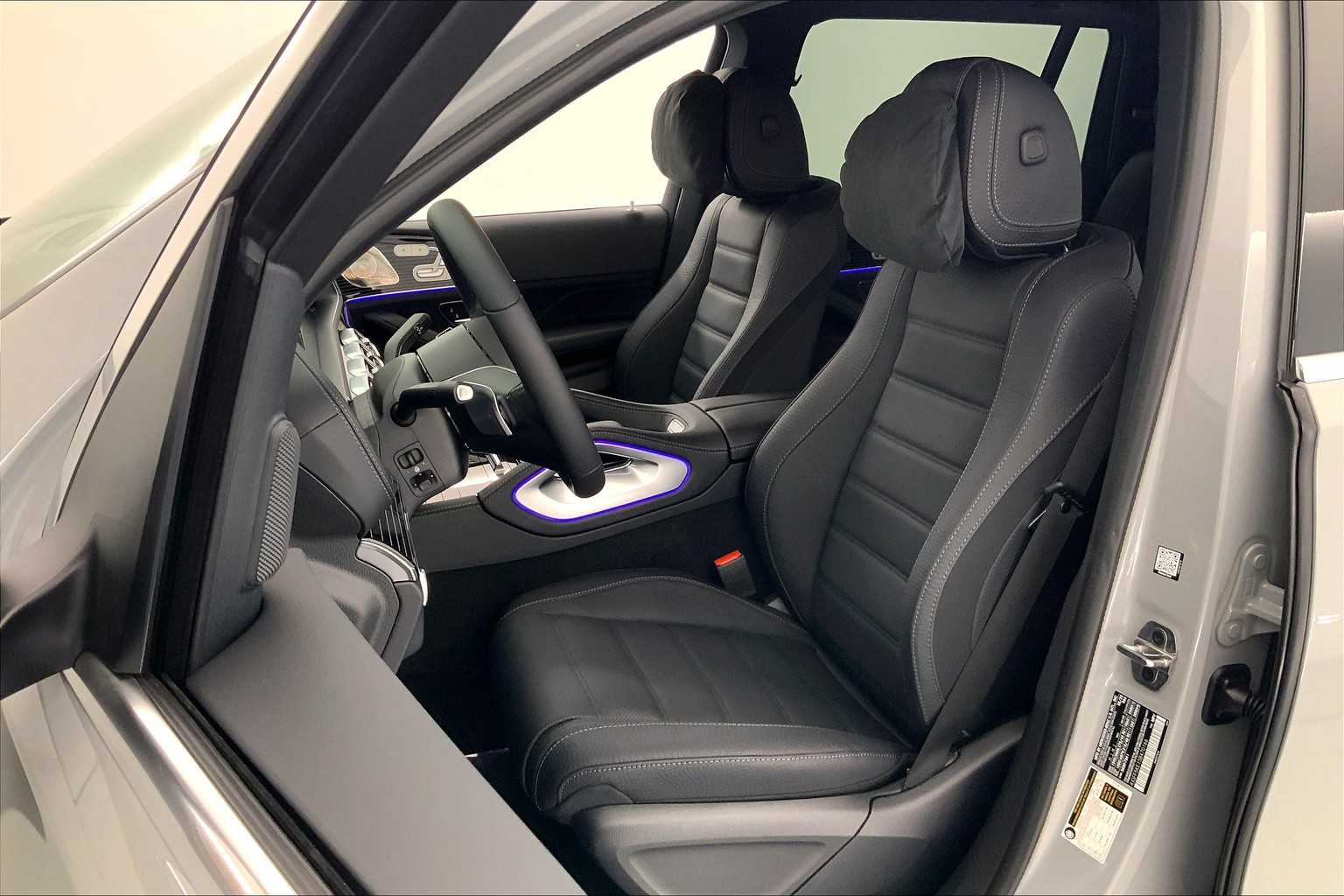 Thumbnail: 2025 Mercedes-Benz GLS - 11