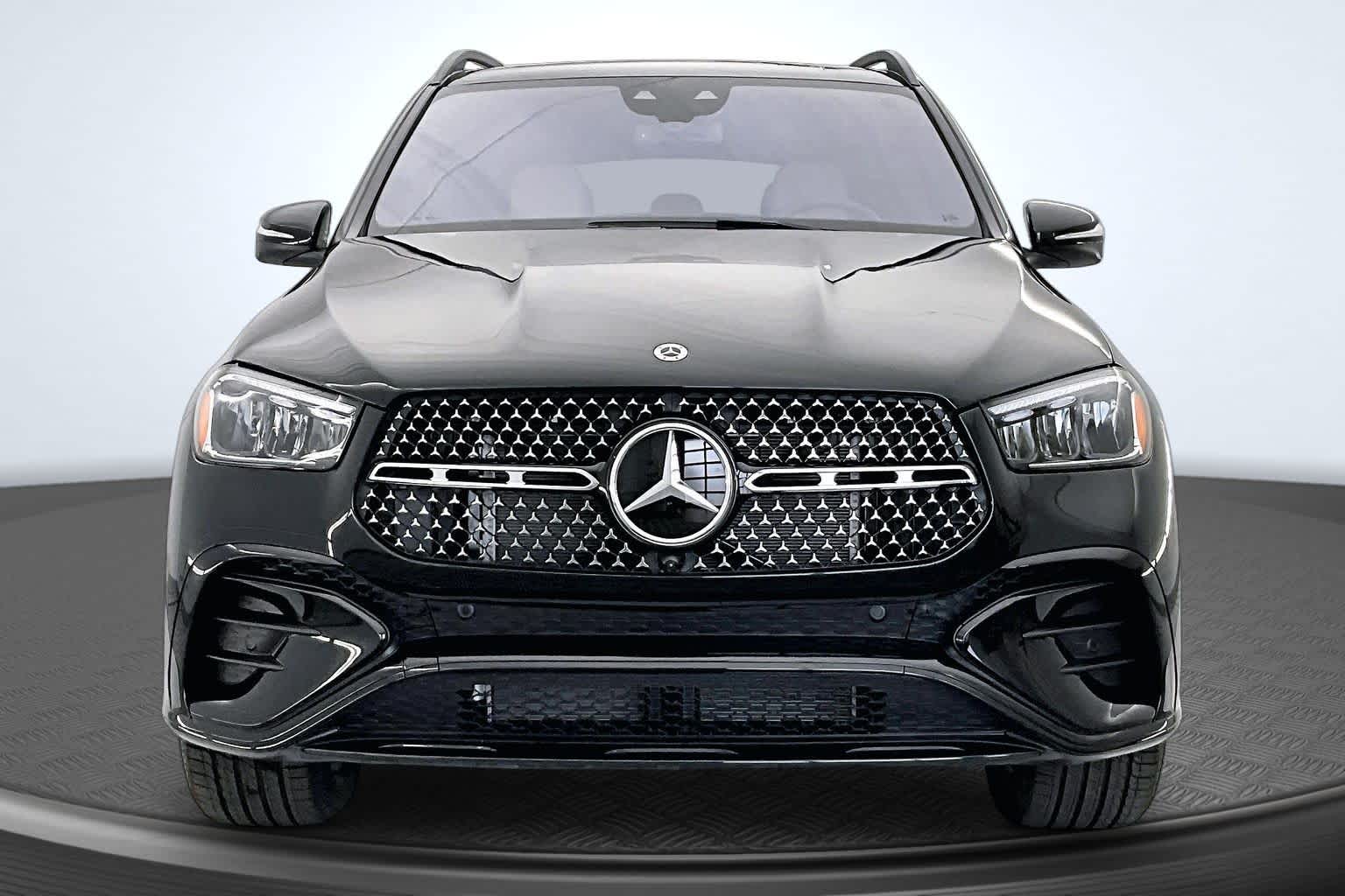 Thumbnail: 2026 Mercedes-Benz GLE - 6