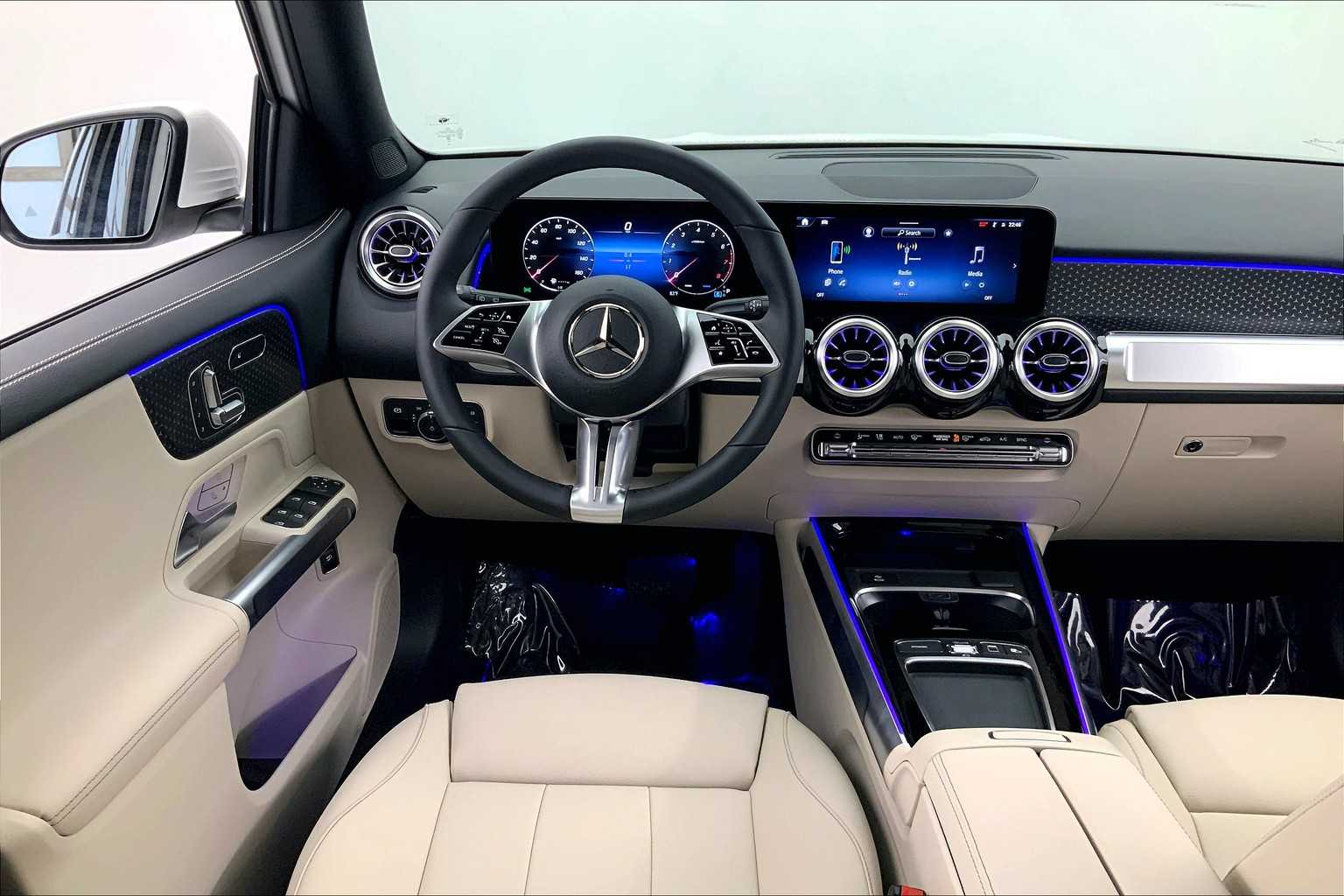 Thumbnail: 2025 Mercedes-Benz GLB - 15