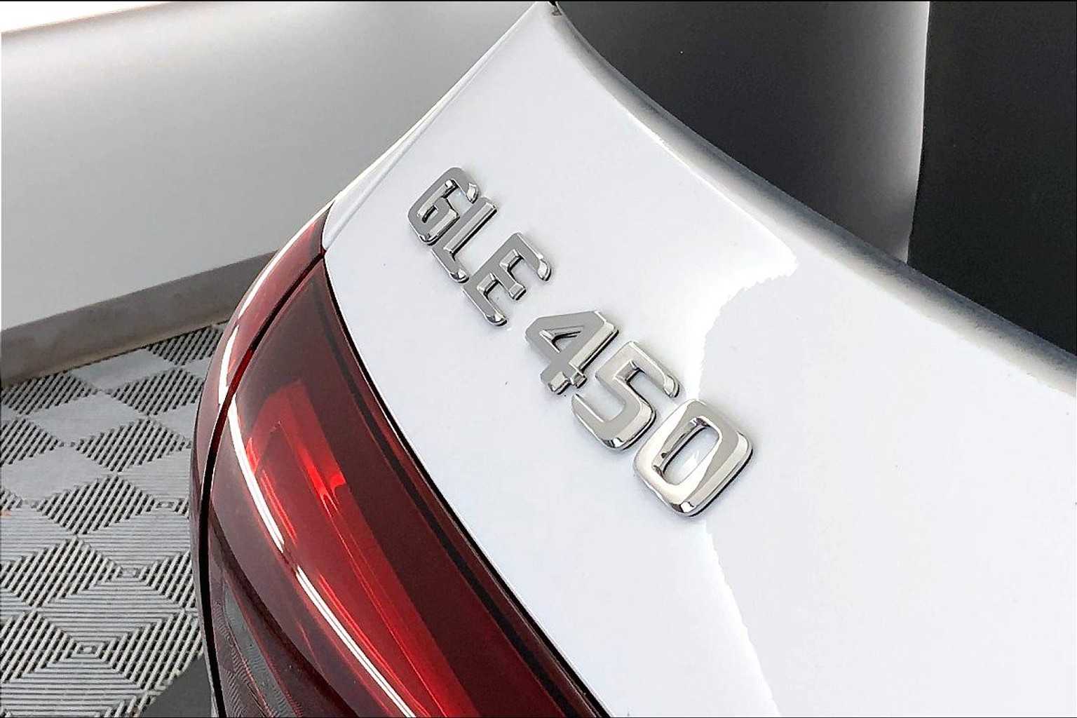 Thumbnail: 2026 Mercedes-Benz GLE - 7