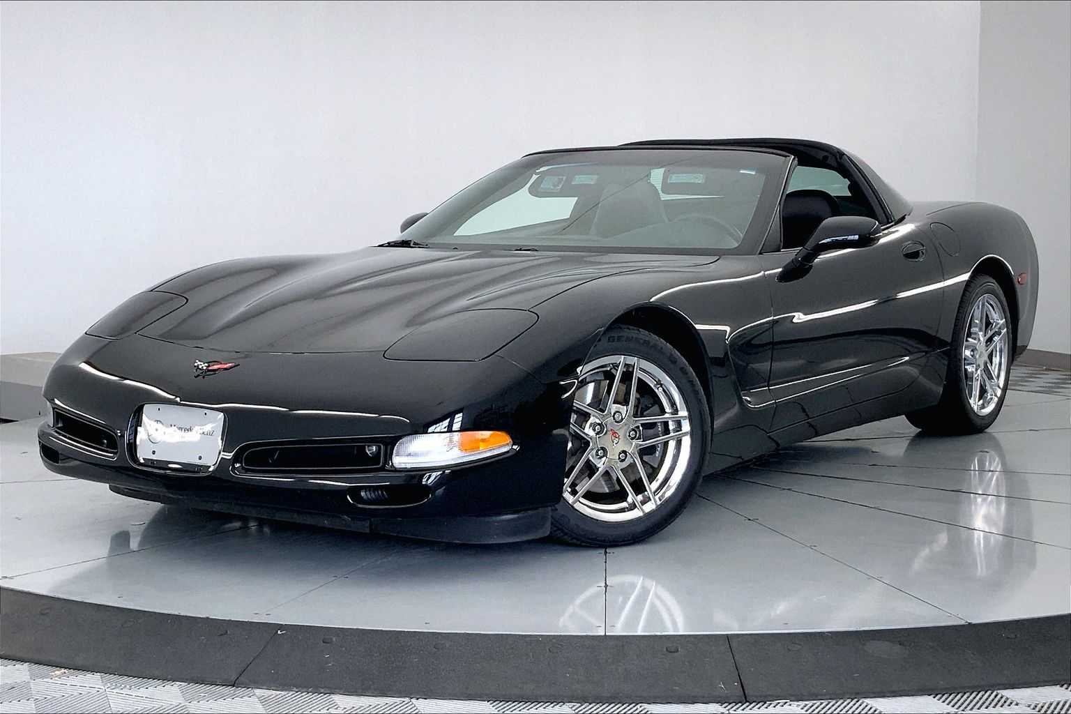 Thumbnail: 2004 Chevrolet Corvette - 1