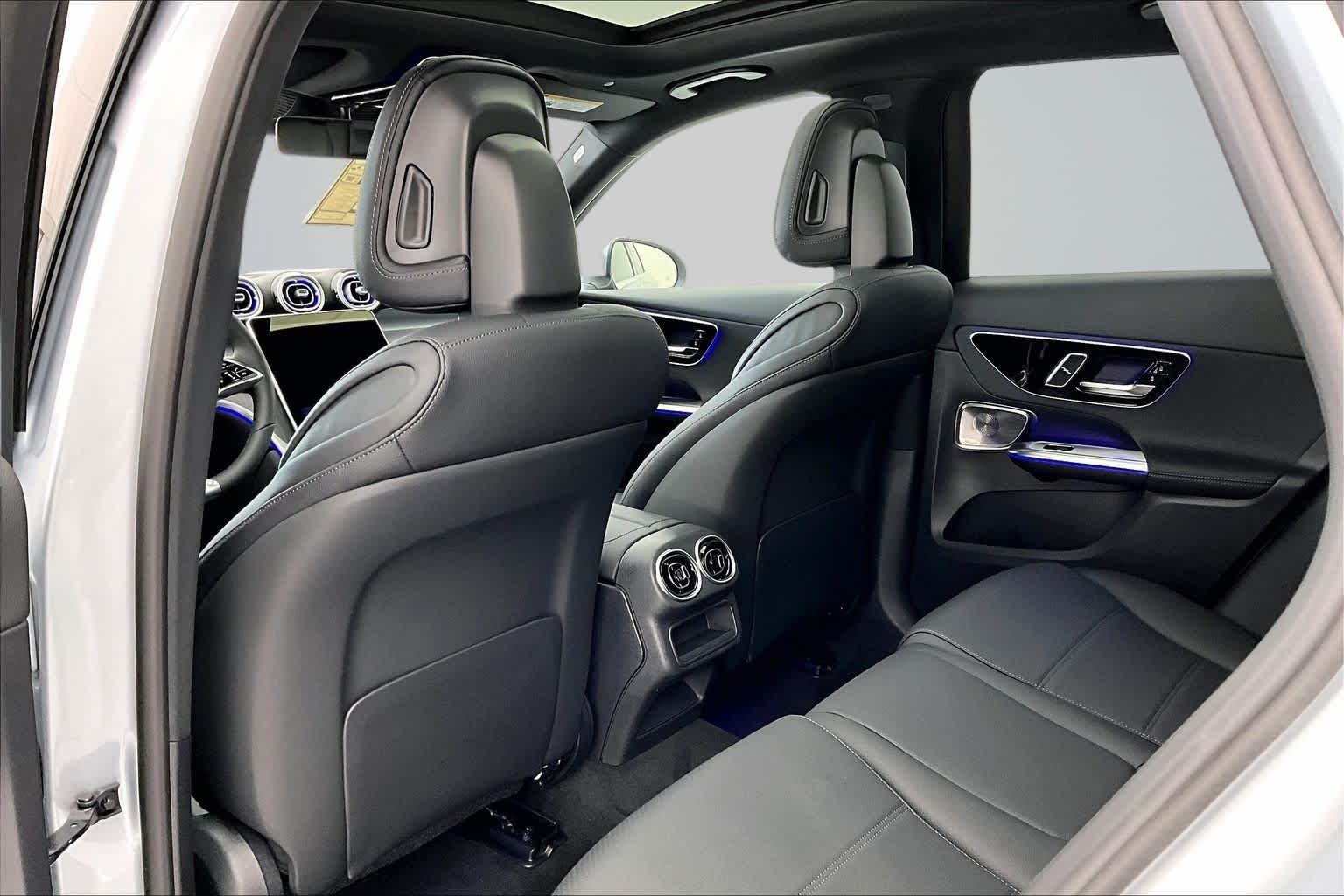 Thumbnail: 2026 Mercedes-Benz GLC - 12