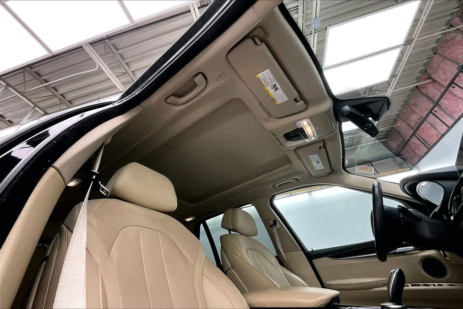 Thumbnail: 2015 BMW X5 - 22