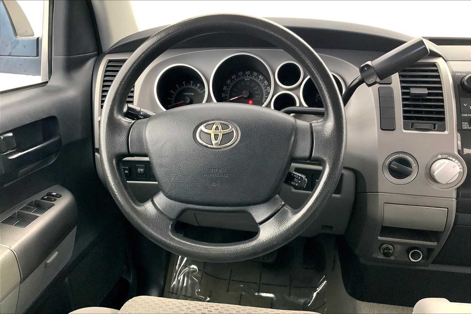Thumbnail: 2010 Toyota Tundra - 15
