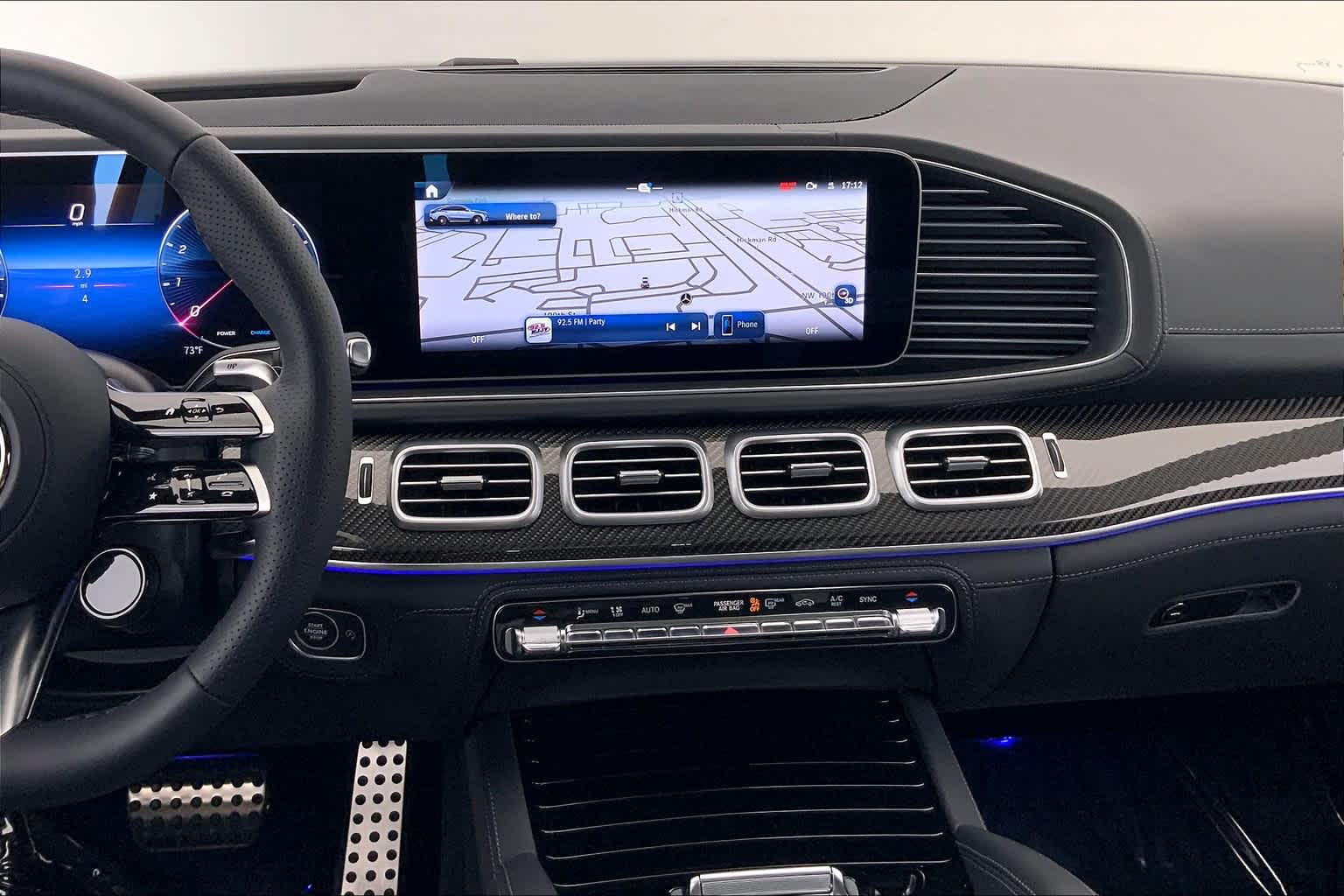 Thumbnail: 2025 Mercedes-Benz GL-Class - 16