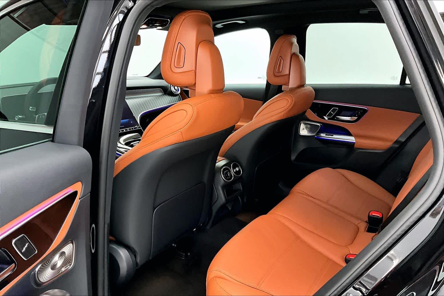 Thumbnail: 2026 Mercedes-Benz GLC - 12