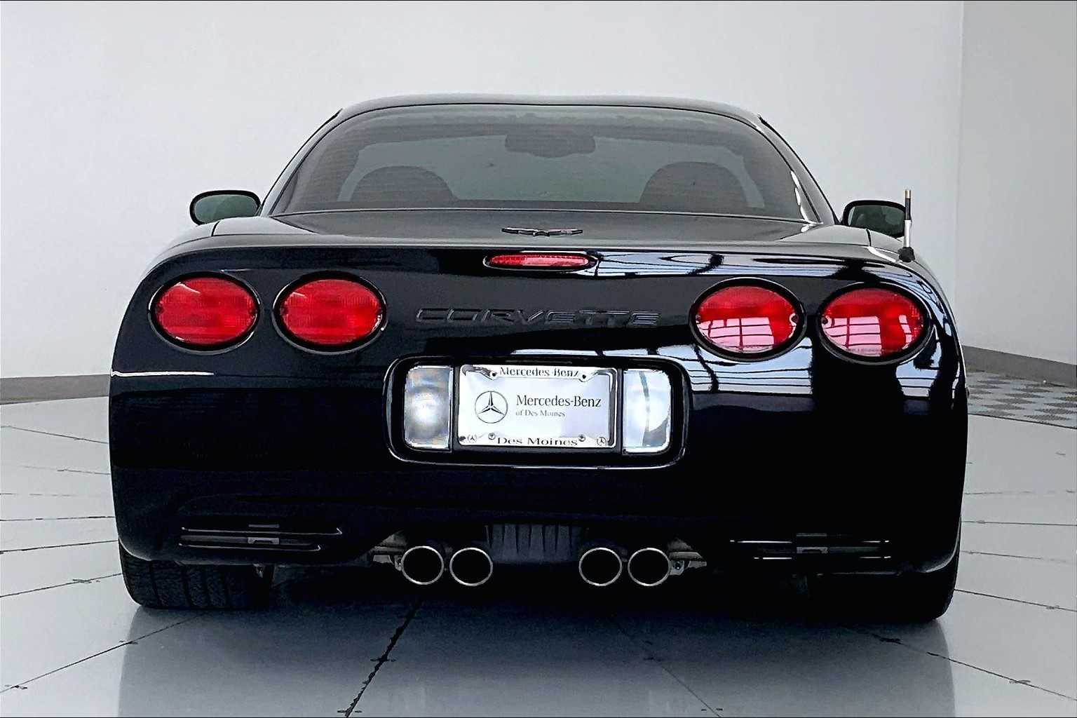 Thumbnail: 2004 Chevrolet Corvette - 5