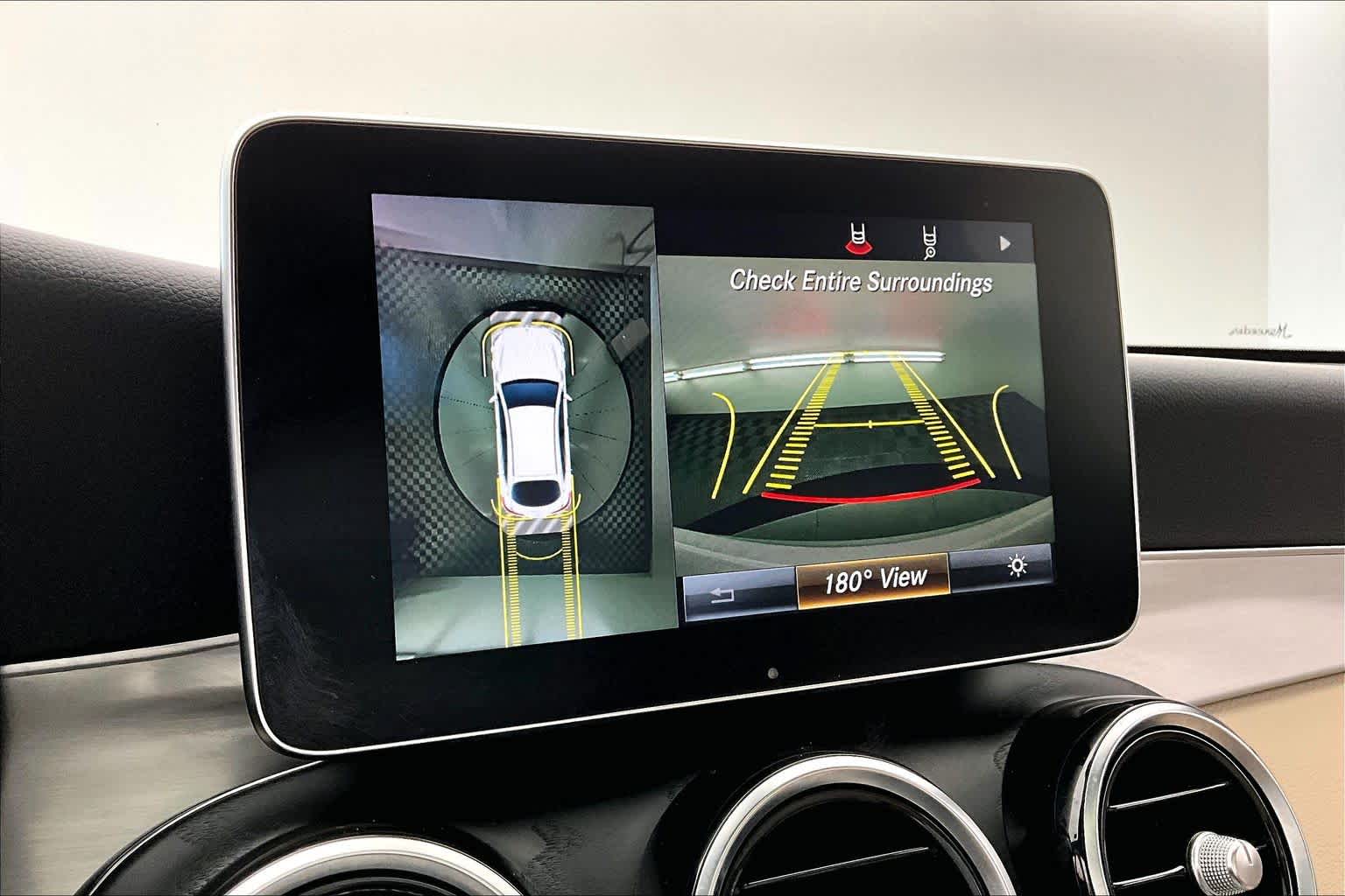 Thumbnail: 2019 Mercedes-Benz GLC - 21